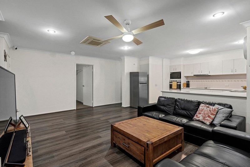 Photo - 14 Eden Crescent, Springfield Lakes QLD 4300 - Image 5
