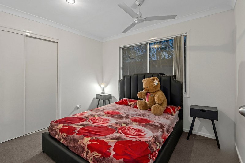 Photo - 14 Eden Crescent, Springfield Lakes QLD 4300 - Image 16