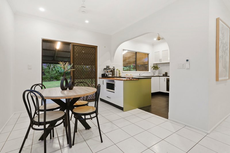 Photo - 14 Edgeview Court, Leanyer NT 0812 - Image 5