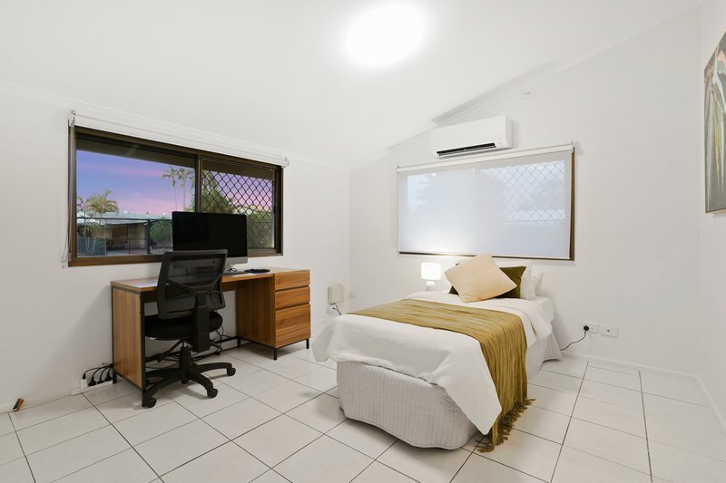 Photo - 14 Edgeview Court, Leanyer NT 0812 - Image 13