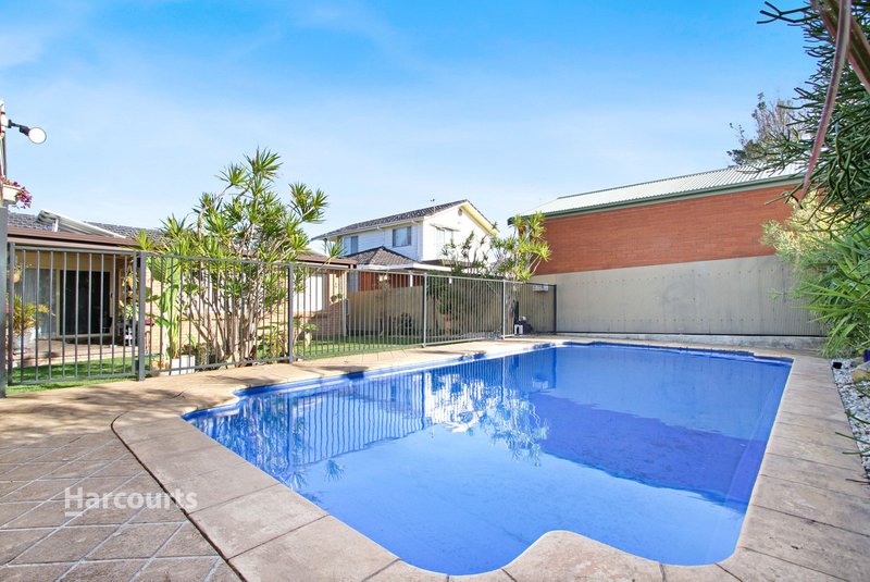 Photo - 14 Edgeworth Avenue, Kanahooka NSW 2530 - Image 7