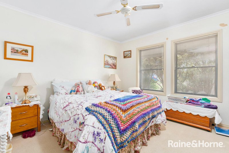 Photo - 14 Edinburgh Grove, Strathalbyn SA 5255 - Image 7