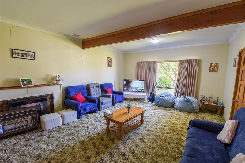 Photo - 14 Edinburgh Road, Edenhope VIC 3318 - Image 3