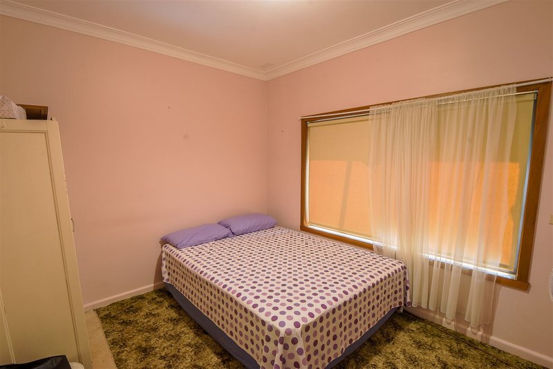 Photo - 14 Edinburgh Road, Edenhope VIC 3318 - Image 8