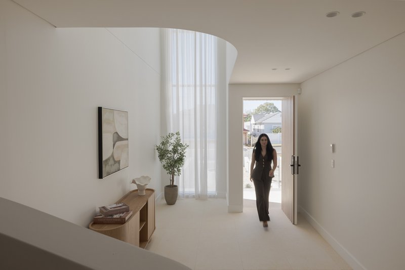 Photo - 14 Edna Avenue, Merrylands NSW 2160 - Image 4