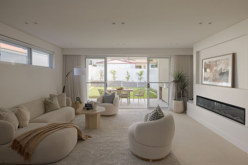 Photo - 14 Edna Avenue, Merrylands NSW 2160 - Image 8