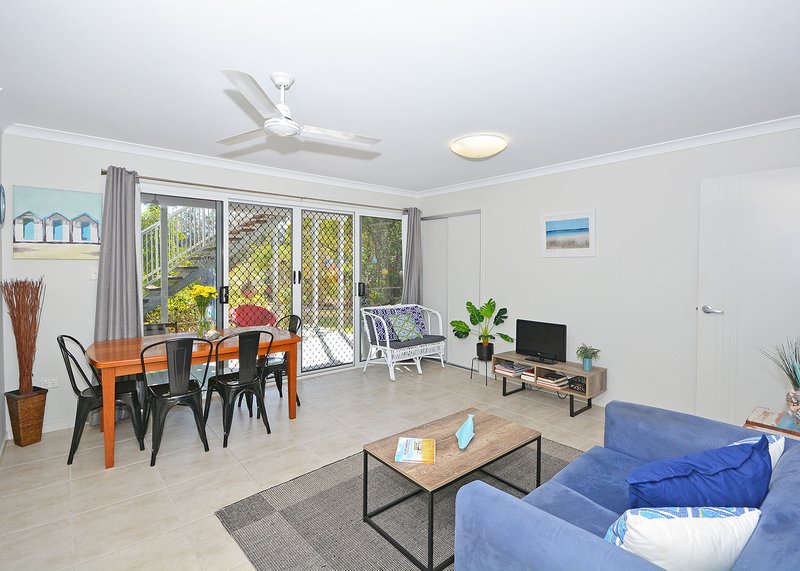 Photo - 14 Eds Place, Burrum Heads QLD 4659 - Image 20