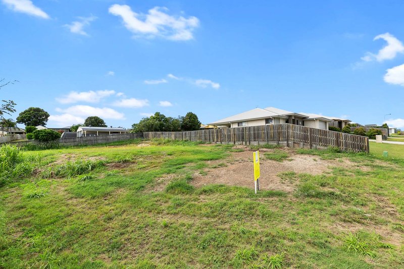 Photo - 14 Eli Court, Kawungan QLD 4655 - Image 3