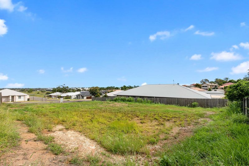 Photo - 14 Eli Court, Kawungan QLD 4655 - Image 6