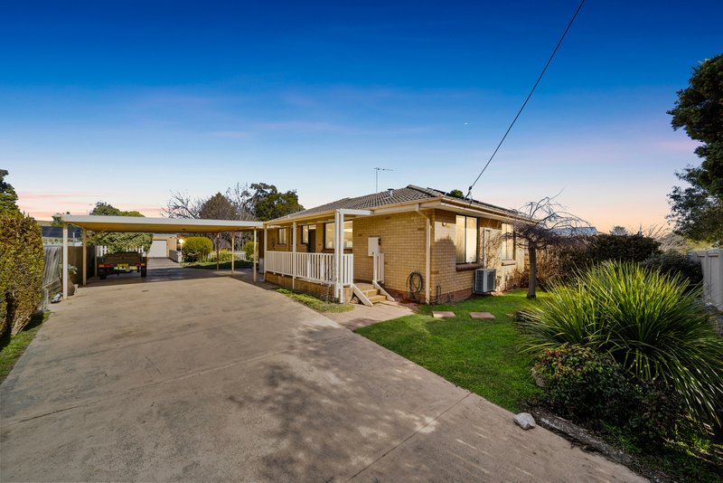 14 Elizabeth Crescent, Queanbeyan East NSW 2620