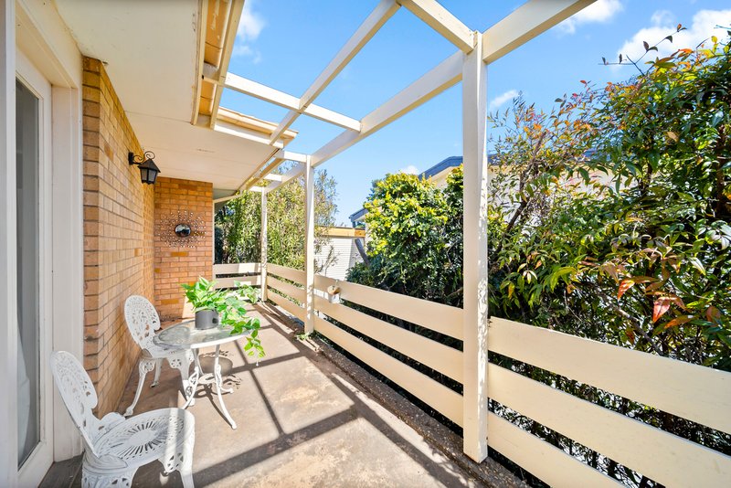 Photo - 14 Elizabeth Crescent, Queanbeyan East NSW 2620 - Image 5