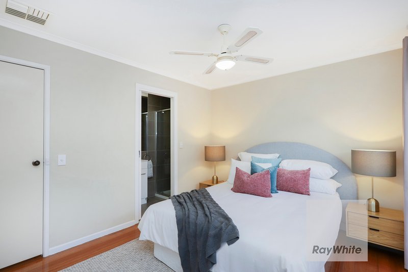 Photo - 14 Ellesmere Crescent, Gladstone Park VIC 3043 - Image 12