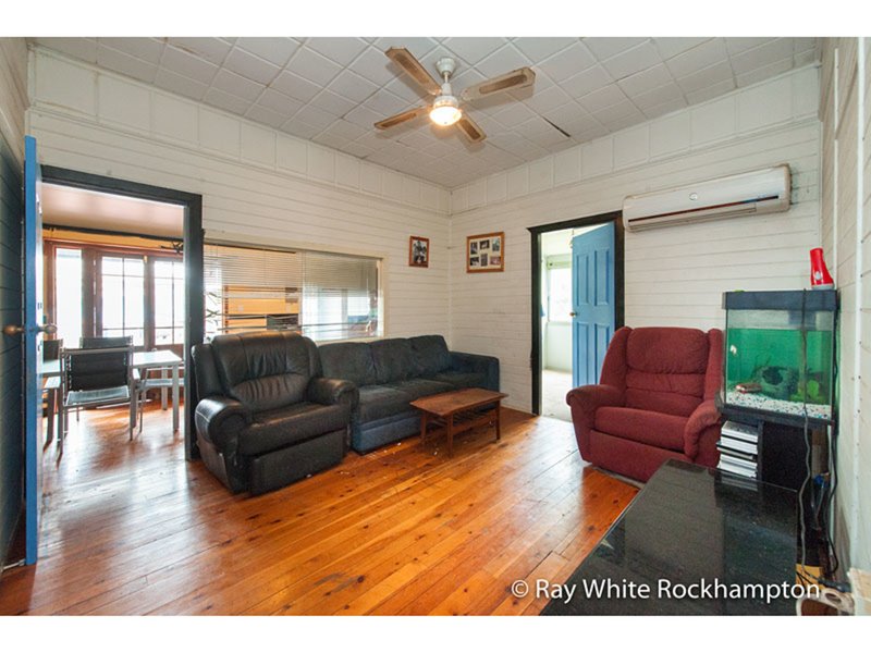 Photo - 14 Ellis Street, Berserker QLD 4701 - Image 8