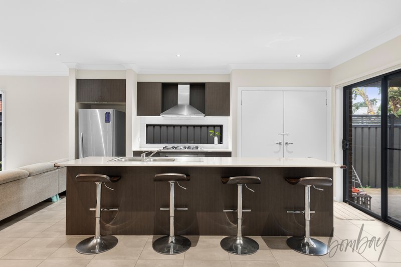 Photo - 14 Elmhurst Road, Wollert VIC 3750 - Image 3