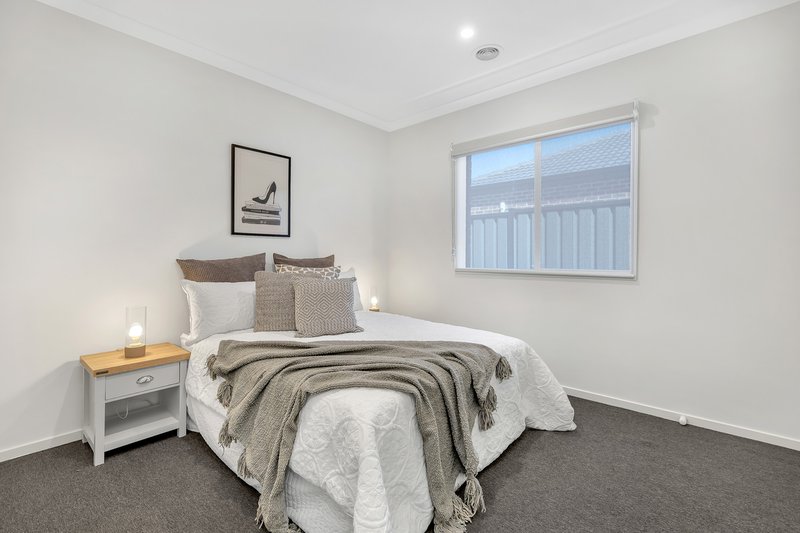 Photo - 14 Elsternwick Street, Truganina VIC 3029 - Image 13