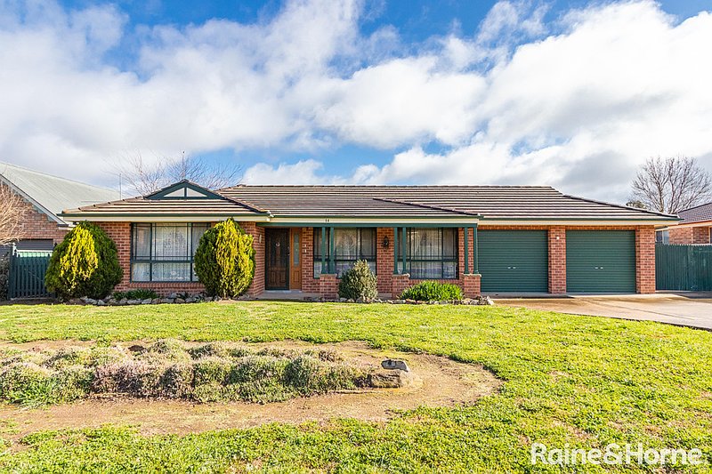 14 Eltham Drive, Kelso NSW 2795