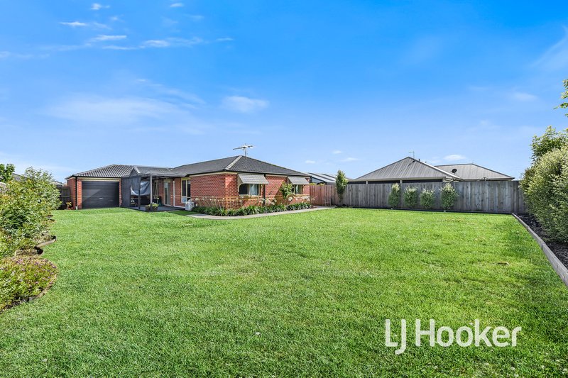 Photo - 14 Emerald Crescent, Koo Wee Rup VIC 3981 - Image 15