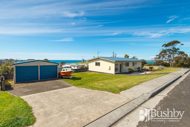 Photo - 14 Emma Street, Bridport TAS 7262 - Image 2