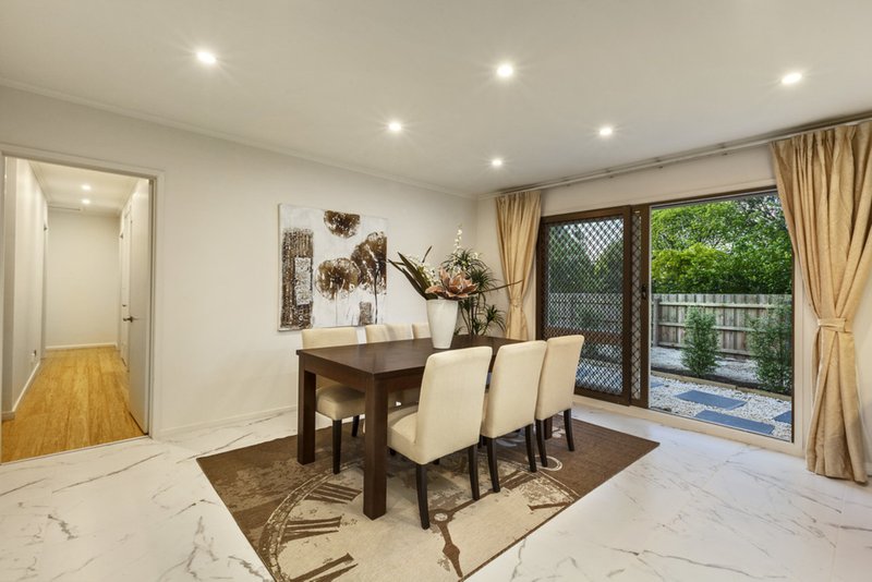 Photo - 14 Endeavour Street, Mitcham VIC 3132 - Image 3