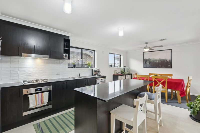 Photo - 14 Engel Street, Coombs ACT 2611 - Image 7