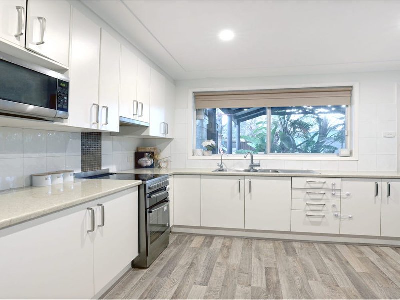 Photo - 14 Epping Close, Cambridge Park NSW 2747 - Image 5