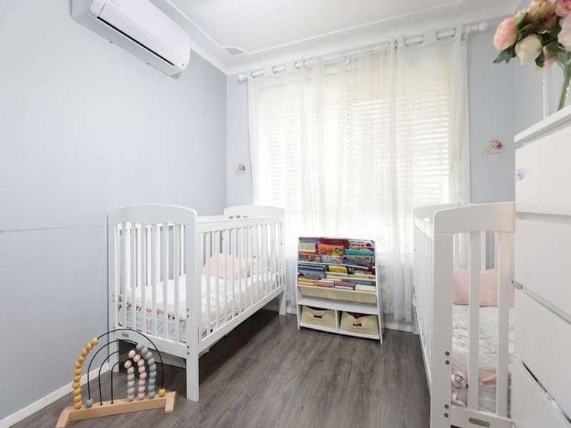 Photo - 14 Epping Close, Cambridge Park NSW 2747 - Image 7