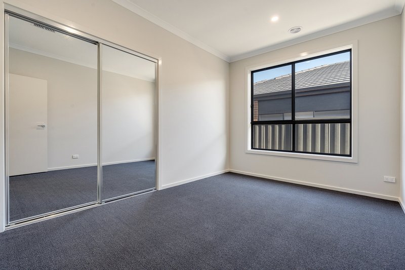 Photo - 14 Erba Street, Wollert VIC 3750 - Image 7