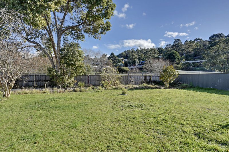 Photo - 14 Erebus Street, Warrane TAS 7018 - Image 6