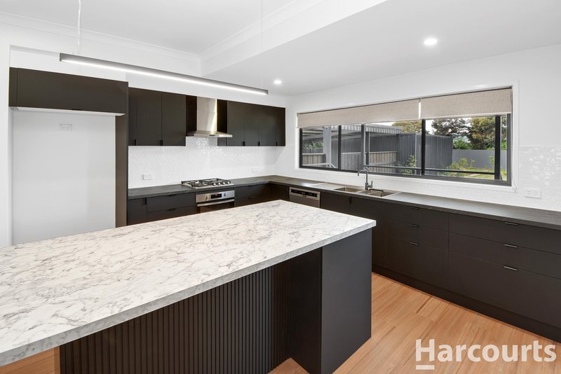 Photo - 14 Errett Street, Horsham VIC 3400 - Image 2