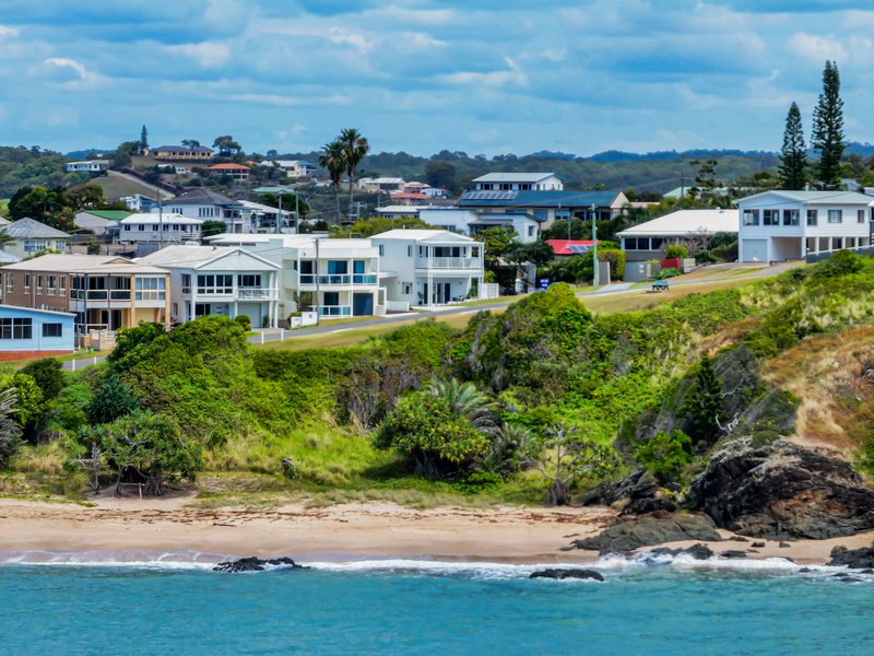 Photo - 14 Esplanade , Cooee Bay QLD 4703 - Image 26