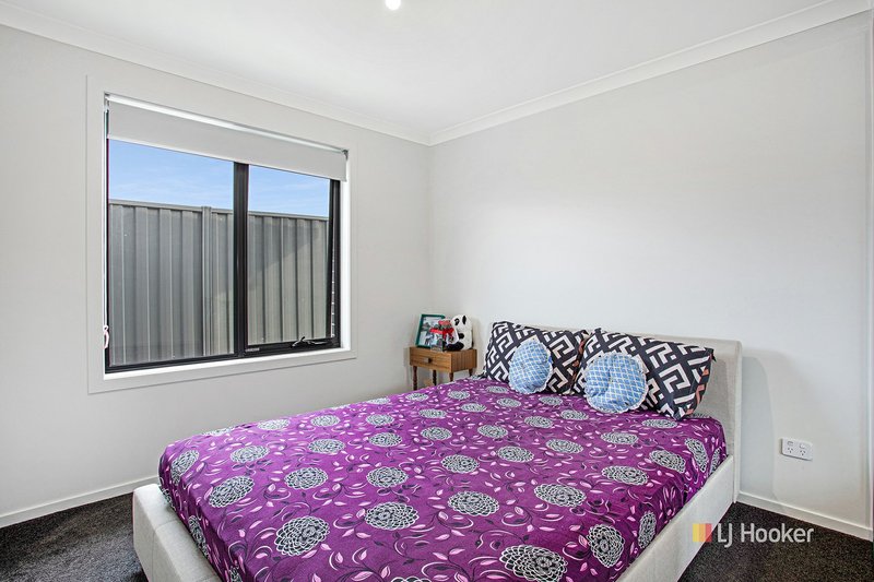 Photo - 14 Eveline Court, Devonport TAS 7310 - Image 10