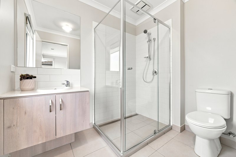 Photo - 14 Everglades Street, Lyndhurst VIC 3975 - Image 9