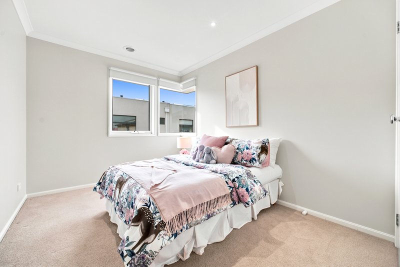 Photo - 14 Everglades Street, Lyndhurst VIC 3975 - Image 10