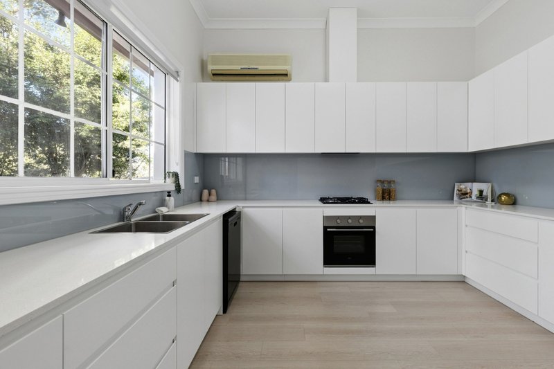 Photo - 14 Excelsior Parade, Marrickville NSW 2204 - Image 5