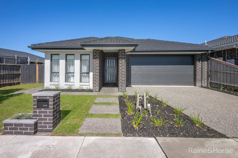 14 Explorer Crescent, Diggers Rest VIC 3427