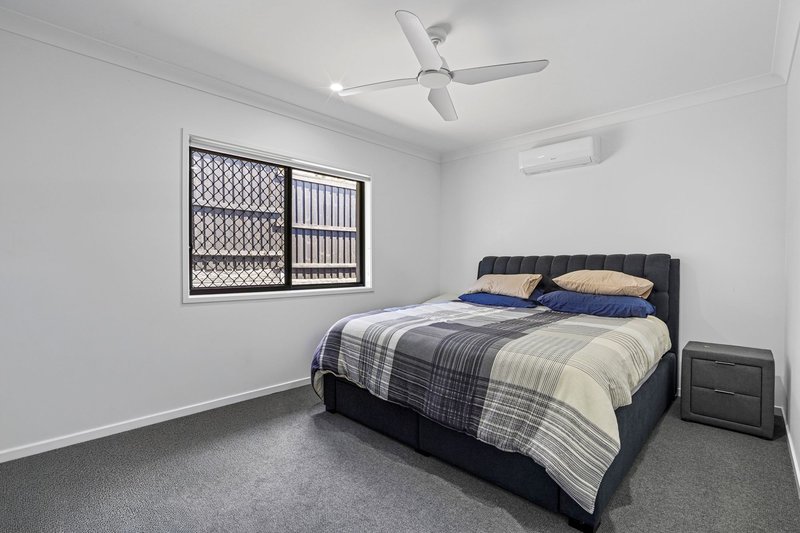 Photo - 14 Fairmount Circuit, Yarrabilba QLD 4207 - Image 6