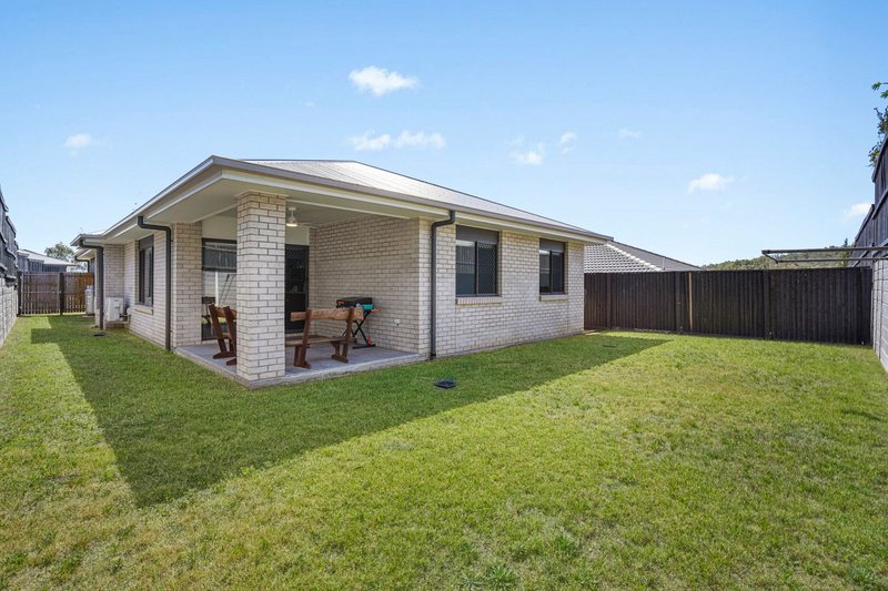 Photo - 14 Fairmount Circuit, Yarrabilba QLD 4207 - Image 15