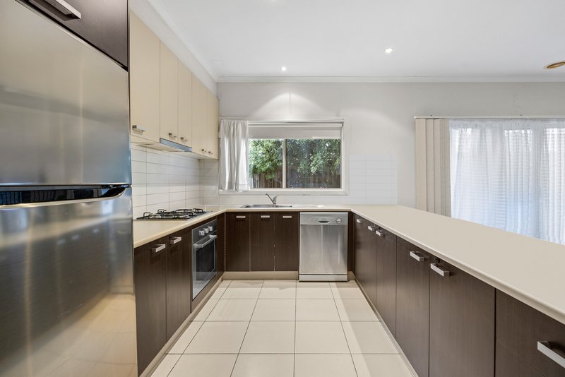 Photo - 1/4 Falcon Street, Werribee VIC 3030 - Image 4