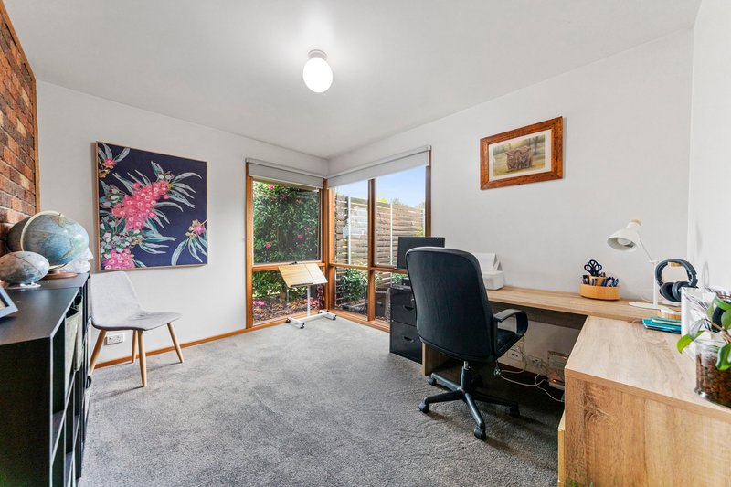Photo - 14 Farrington Close, Warragul VIC 3820 - Image 18