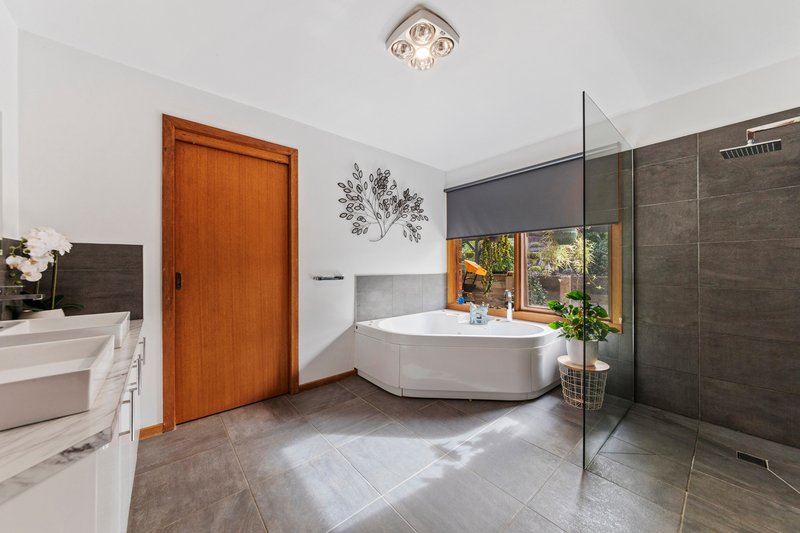 Photo - 14 Farrington Close, Warragul VIC 3820 - Image 21