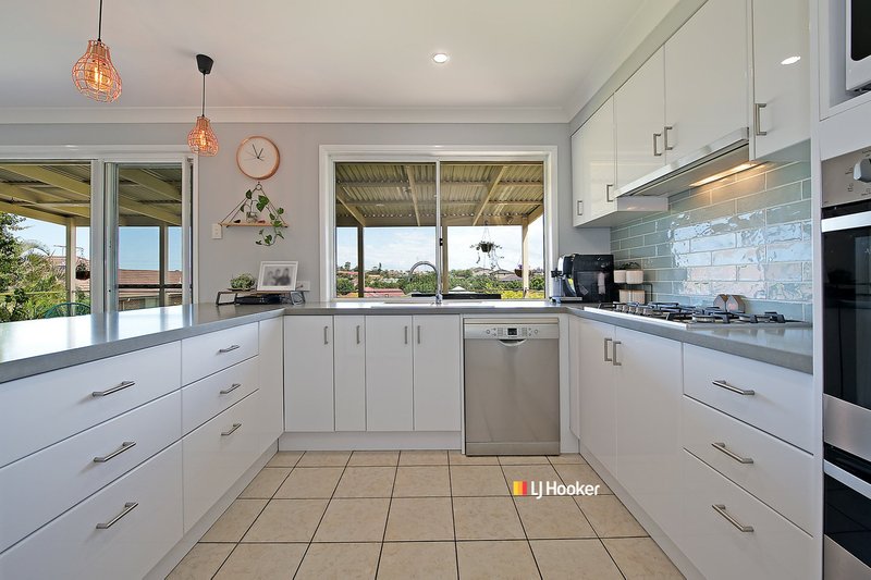 Photo - 14 Farrington Drive, Murrumba Downs QLD 4503 - Image 4