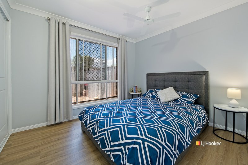 Photo - 14 Farrington Drive, Murrumba Downs QLD 4503 - Image 14