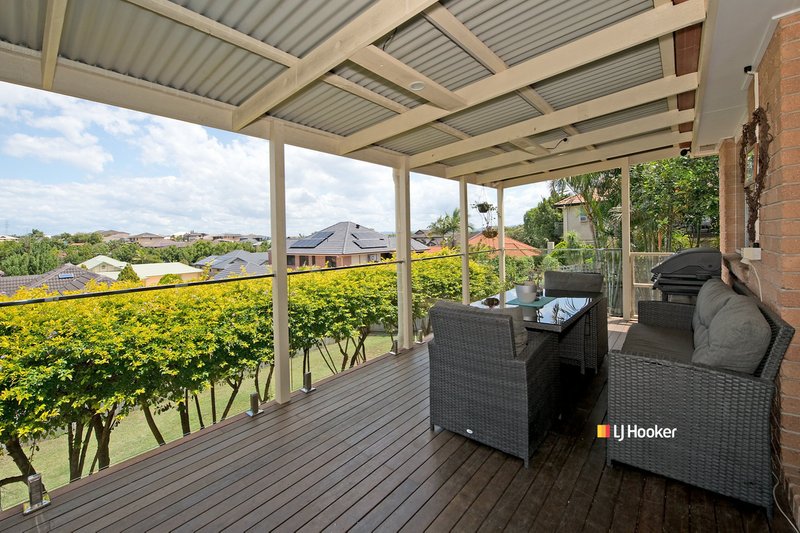 Photo - 14 Farrington Drive, Murrumba Downs QLD 4503 - Image 17