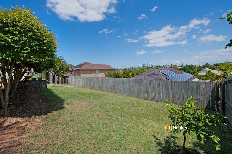 Photo - 14 Farrington Drive, Murrumba Downs QLD 4503 - Image 23