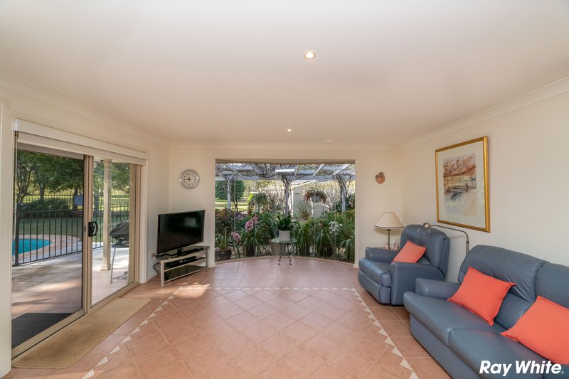 Photo - 14 Federation Drive, Hallidays Point NSW 2430 - Image 5