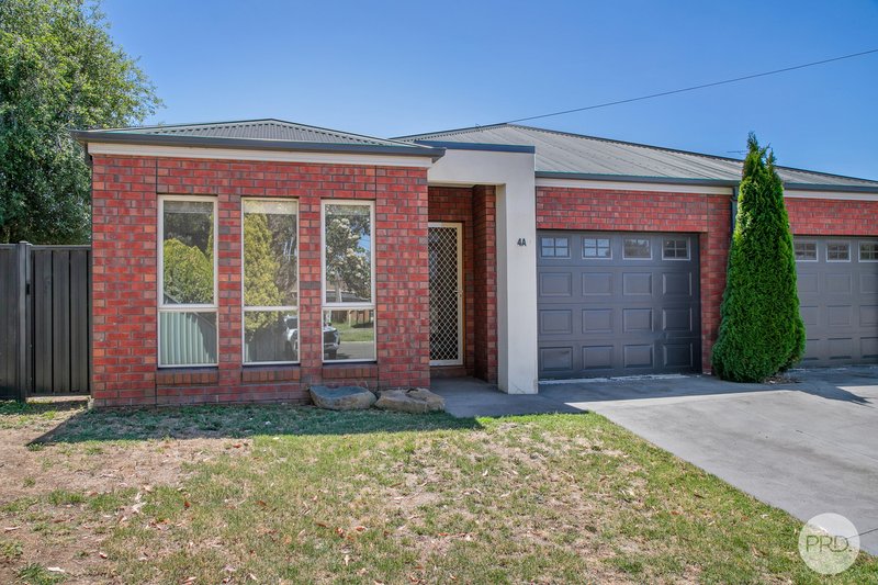 1/4 Ferguson Court, Redan VIC 3350