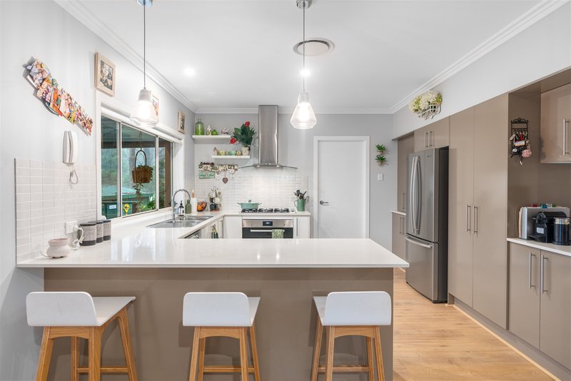 Photo - 14 Fernbrook Crescent, Mittagong NSW 2575 - Image 5