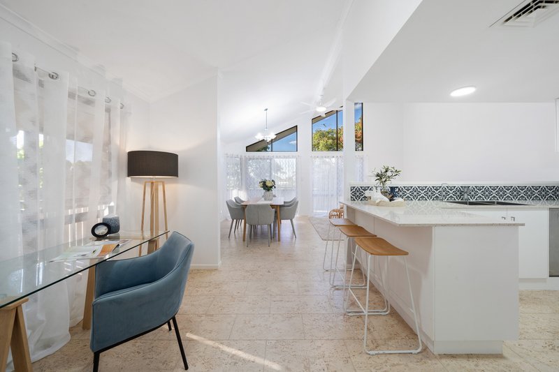 Photo - 14 Fida Street, Mitchelton QLD 4053 - Image 5