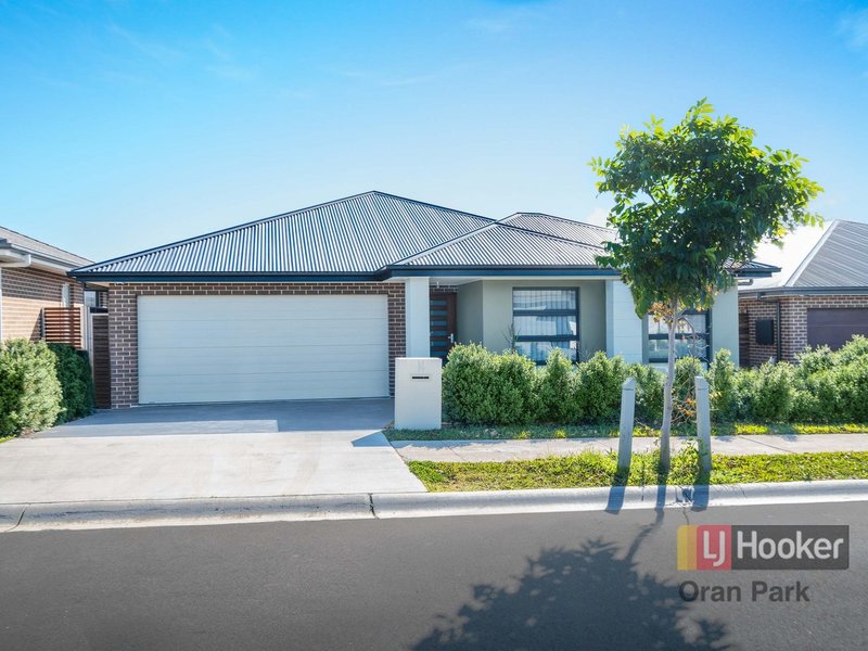 14 Finlay Street, Oran Park NSW 2570