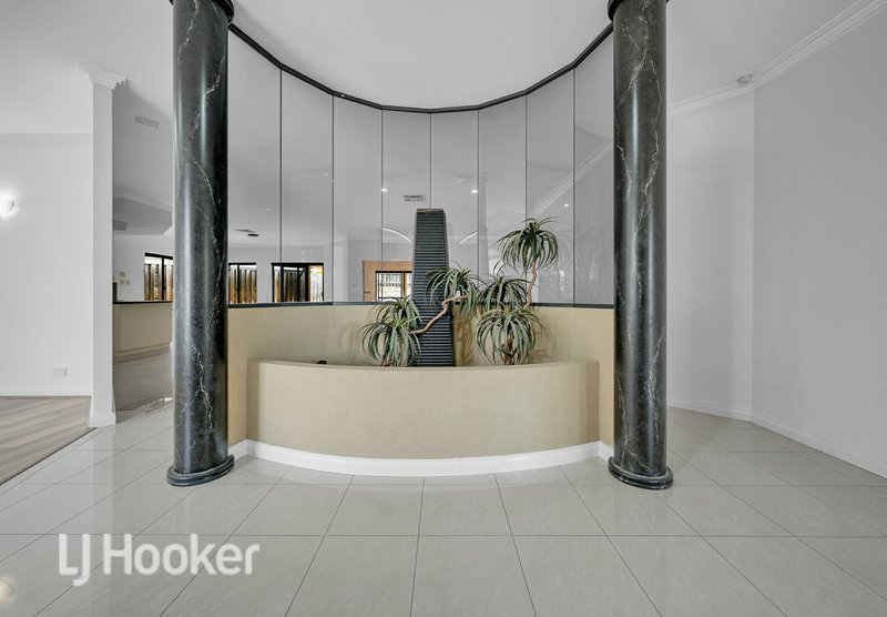 Photo - 14 Firmstone Circle, Landsdale WA 6065 - Image 1